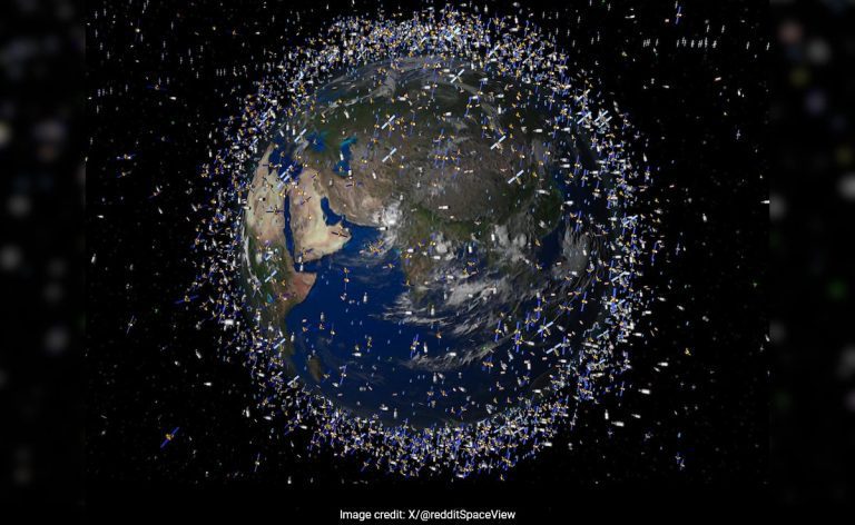 448v7d1 Space Debris 625x300 28 December 24.jpeg