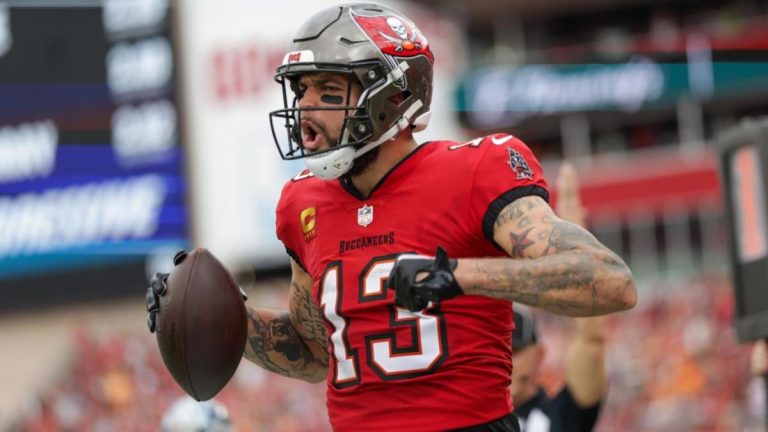 Mike Evans Usatsi Cbs.jpg