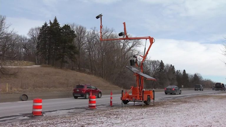 Ai Distracted Driving Pkg Kstp11df 711 Mxf 00.01.23.16.jpg