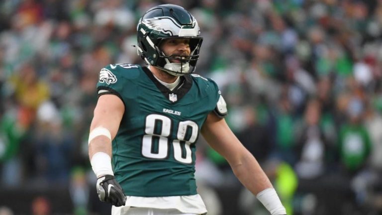 Dallas Goedert Eagles Usatsi 3.jpg