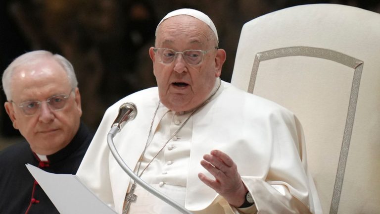 Skynews Pope Francis Vatican 6830249.jpg