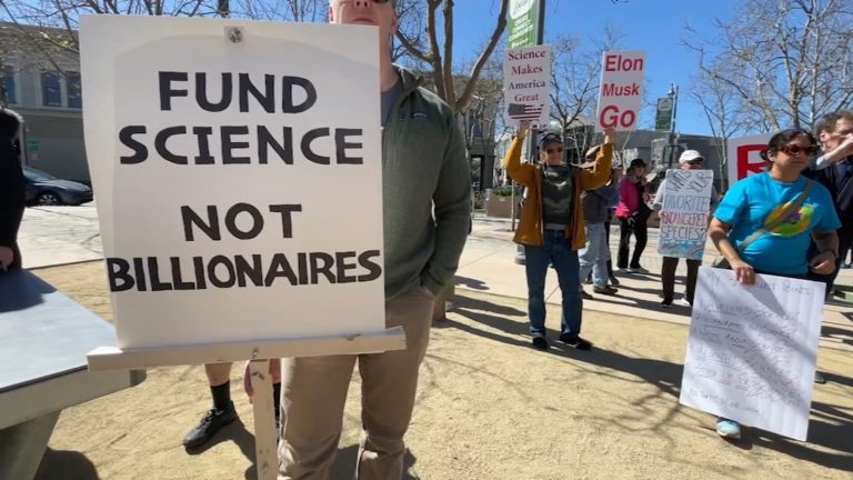 15990505 030725 Kgo Science Protest Img.jpg