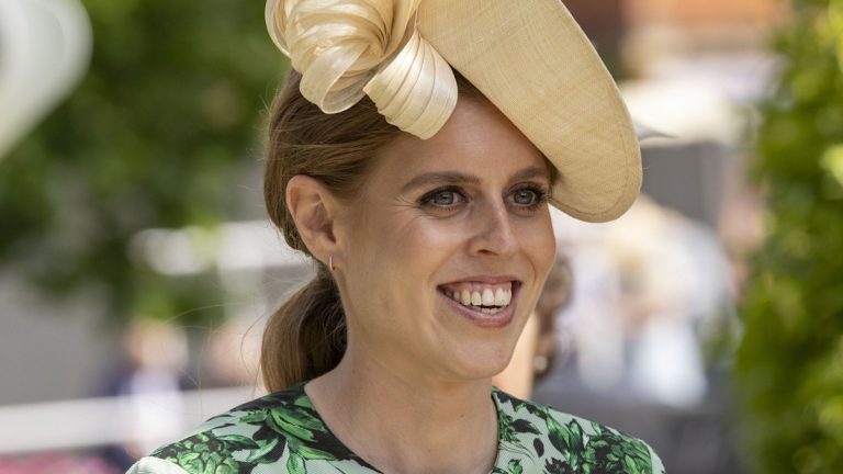 19db1277f7cf Princess Beatrice Green Florals.jpg