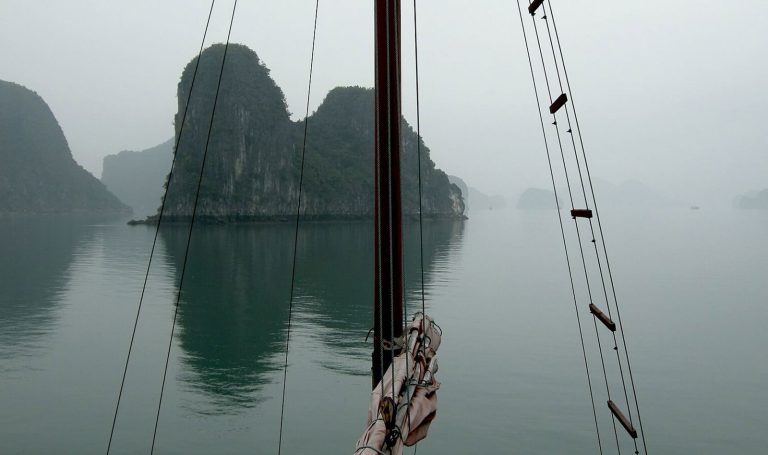 Ha Long Bay.jpg