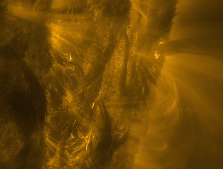 Solar Flare Seen By Solar Orbiter Pillars.gif