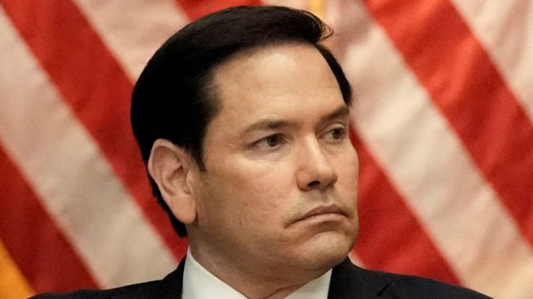 2025 04 25t152438z 1559223686 Rc273eal8cvi Rtrmadp 3 Usa Trump Rubio Europe.jpg
