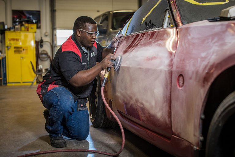 Atu Ozark Collision Repair Technology Shop 1000.jpg