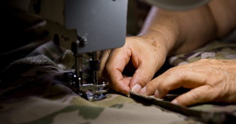 Army20camouflage20factory20reuters.jpg