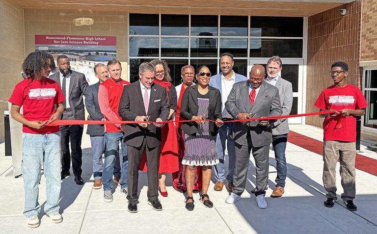 Science Wing Ribbon Ceremony Web.jpg