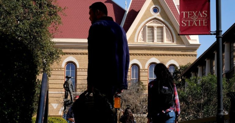 Texas20state20campus20tt20ls2004.jpg