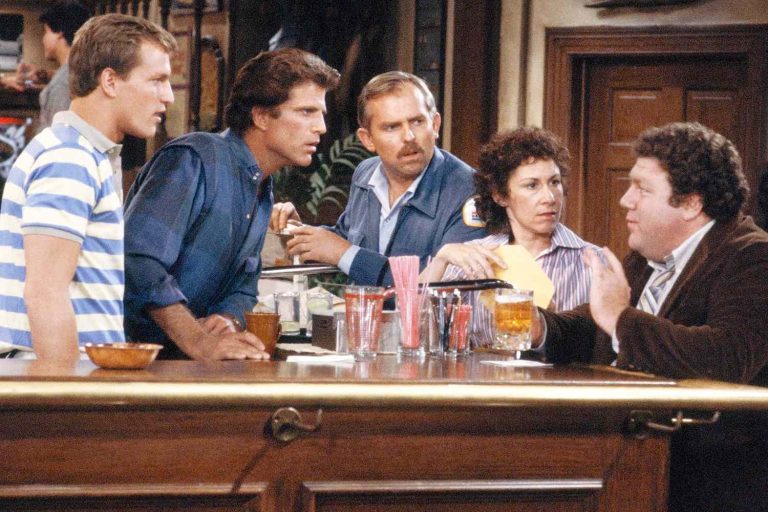 Woody Harrelson Ted Danson John Ratzenberger Rhea Perlman George Wendt Cheers 022525 9d6ca5bca09e471.jpeg