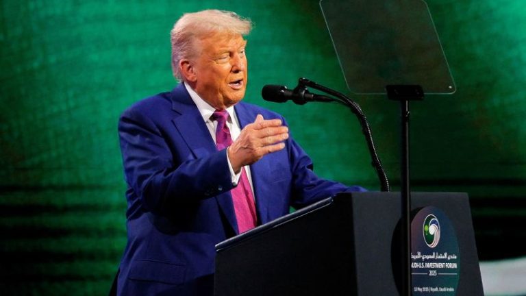 C 2025 05 13t153905z 734890907 Rc23hea3swem Rtrmadp 3 Usa Trump Gulf Saudi.jpg