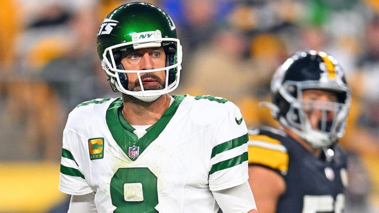 Getty Aaron Rodgers Jets Steelers.jpg