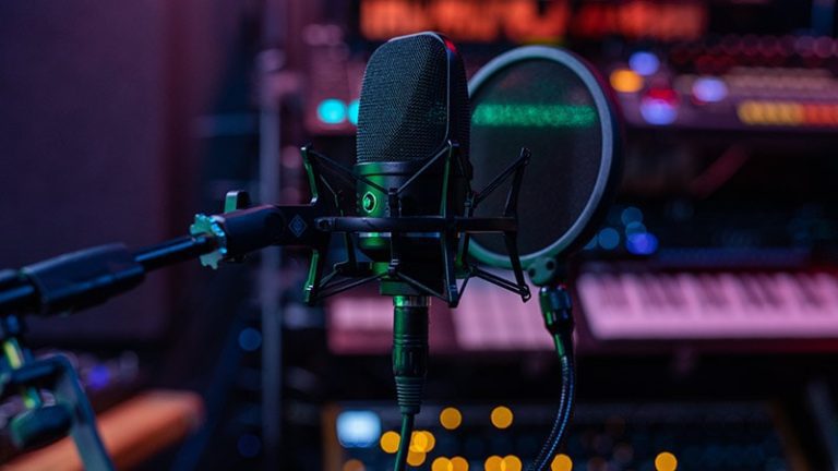 Gty 240213 Microphone Recording 800x450.jpg