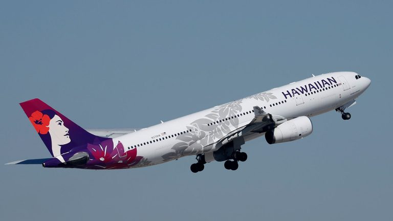 Hawaiian Airlines Plane.jpg