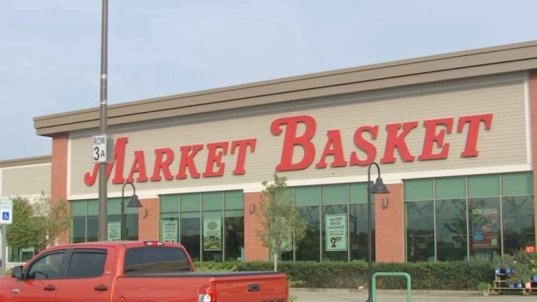 Market Basket Plymouth.jpg
