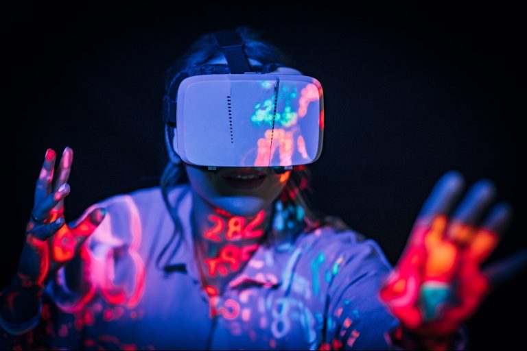 1749828241 How Vr Could Reshape Business 0625 G1470970733.jpg
