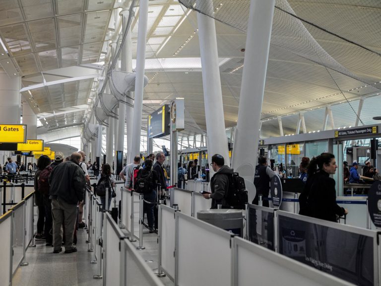 2025 05 07t144816z 1491172298 Rc21deaj6j76 Rtrmadp 3 Airlines Real Id 1748701705.jpg