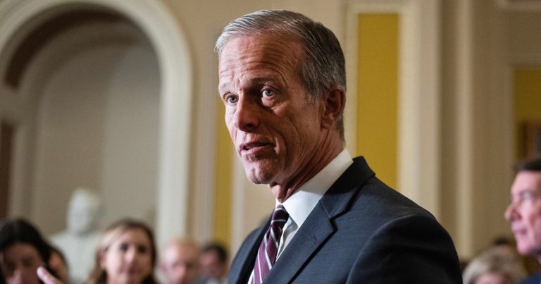 250523 John Thune Mn 1150 E2669b.jpg