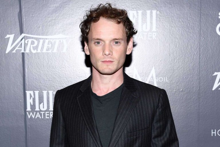 Anton Yelchin Variety Fandango Studio 2015 061325 D23a5f2934474b349c694bba48bdfd97.jpg