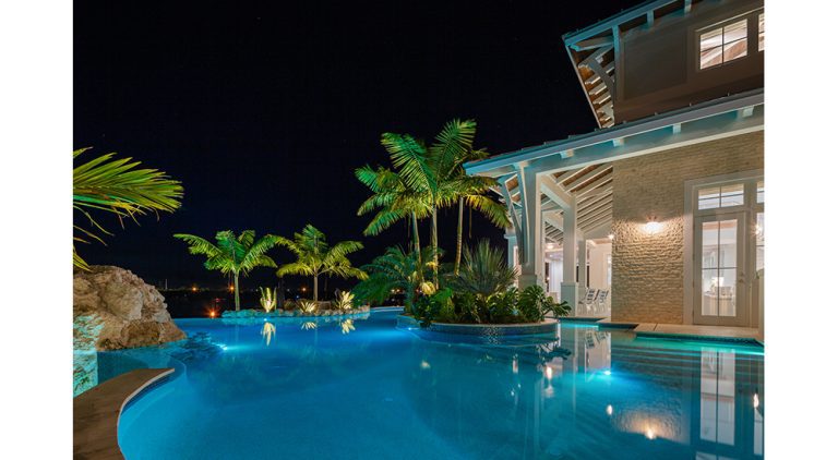 Harbor Palms Coastal Source Landscape Lighting 1000x550 1.jpg