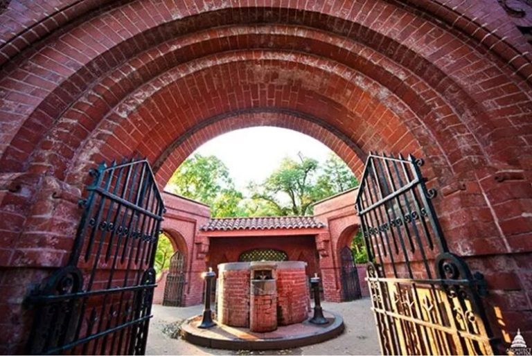 Summerhousearchitectofcapitol.jpg