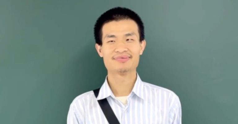 Chinas Legendary Math Genius Goes Viral With Shockingly Simple Lifestyle.jpg