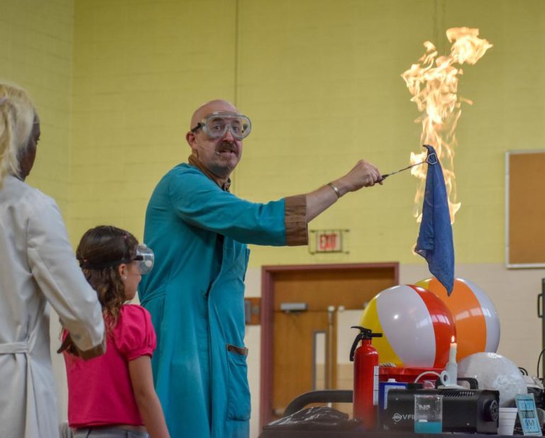 Magician 1 5.jpg